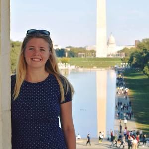 Meet your Posher, Simone